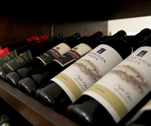 The Gallery-Licensed Bar